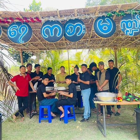 WH Hotel & Service Apartment Thanlyin Buitenkant foto