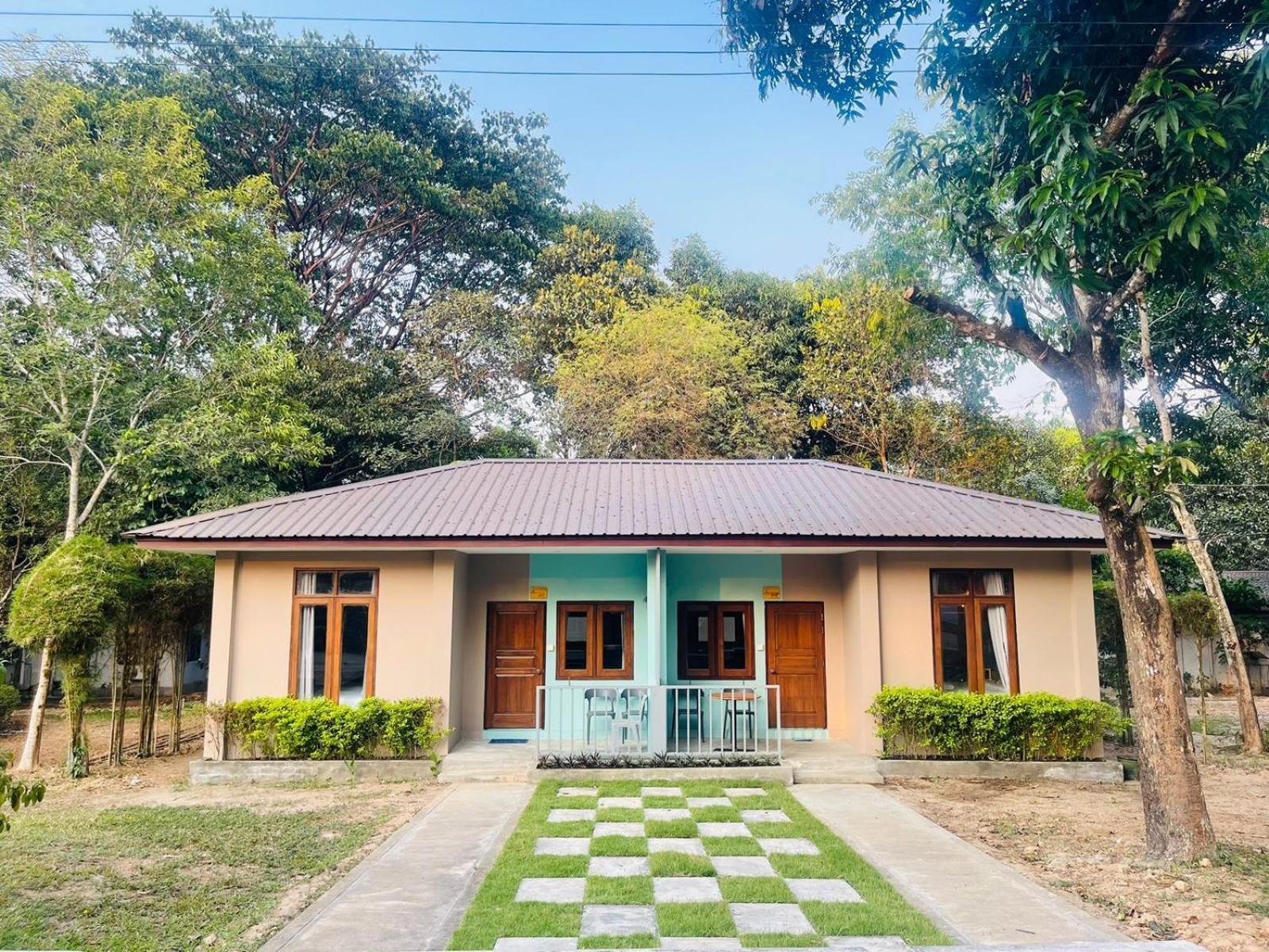 WH Hotel & Service Apartment Thanlyin Buitenkant foto