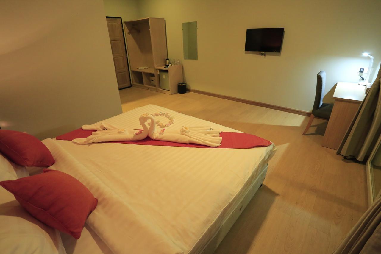 WH Hotel & Service Apartment Thanlyin Buitenkant foto