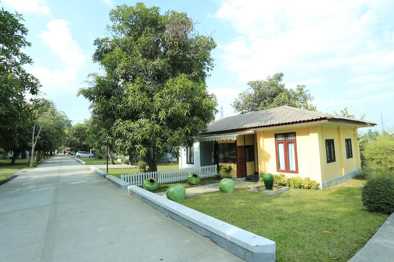 WH Hotel & Service Apartment Thanlyin Buitenkant foto